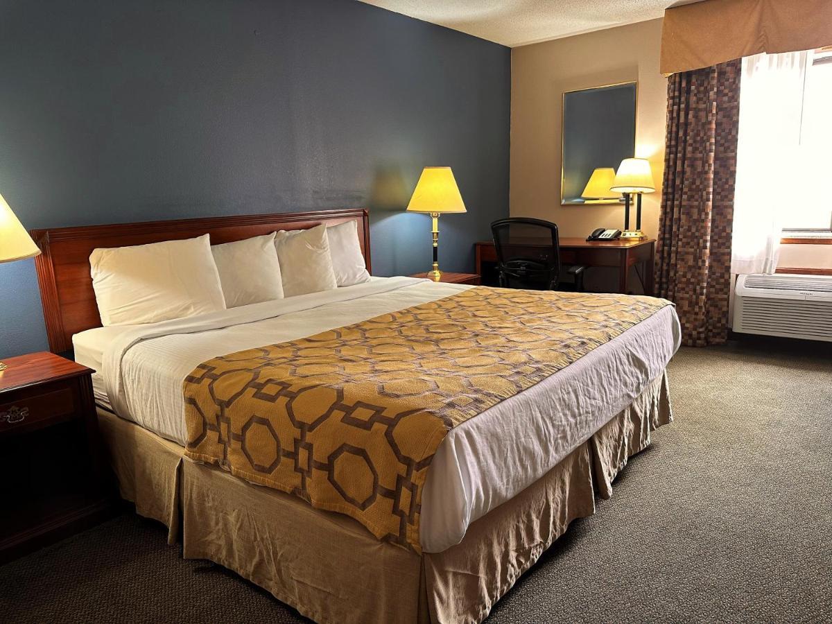 Hotel Baymont By Wyndham Corydon Extérieur photo